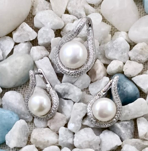 Pearl American Diamond Silver Pendant with Earrings