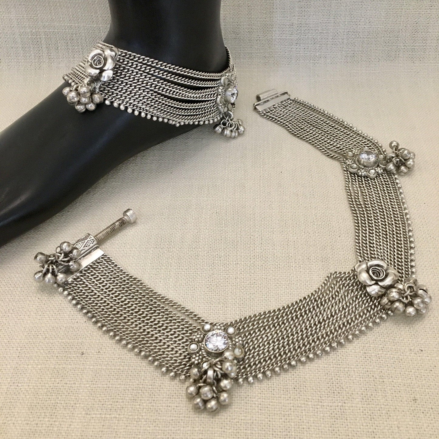 Bridal Pajeb - Angaja Silver