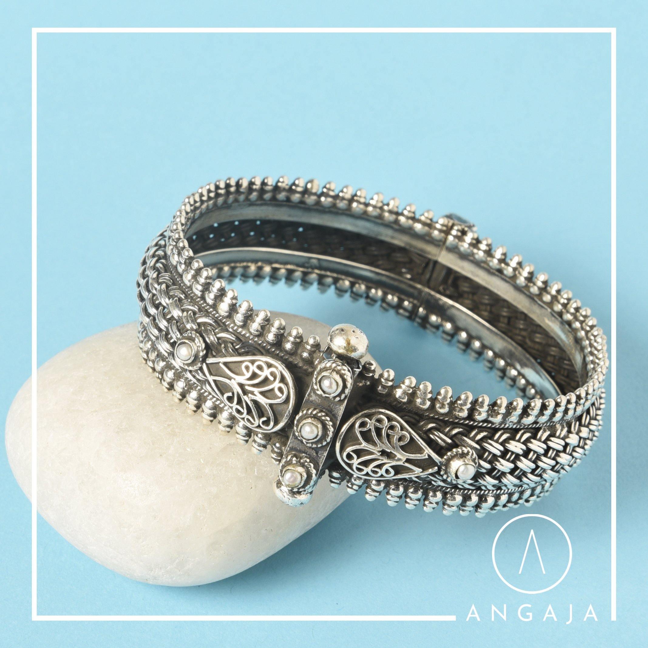 Chatayi Paan Chatayi Kada – Angaja Silver